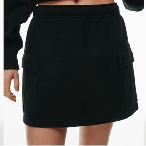 Aritzia- TNA Cozy Fleece Mega Cargo™ Mini Skirt